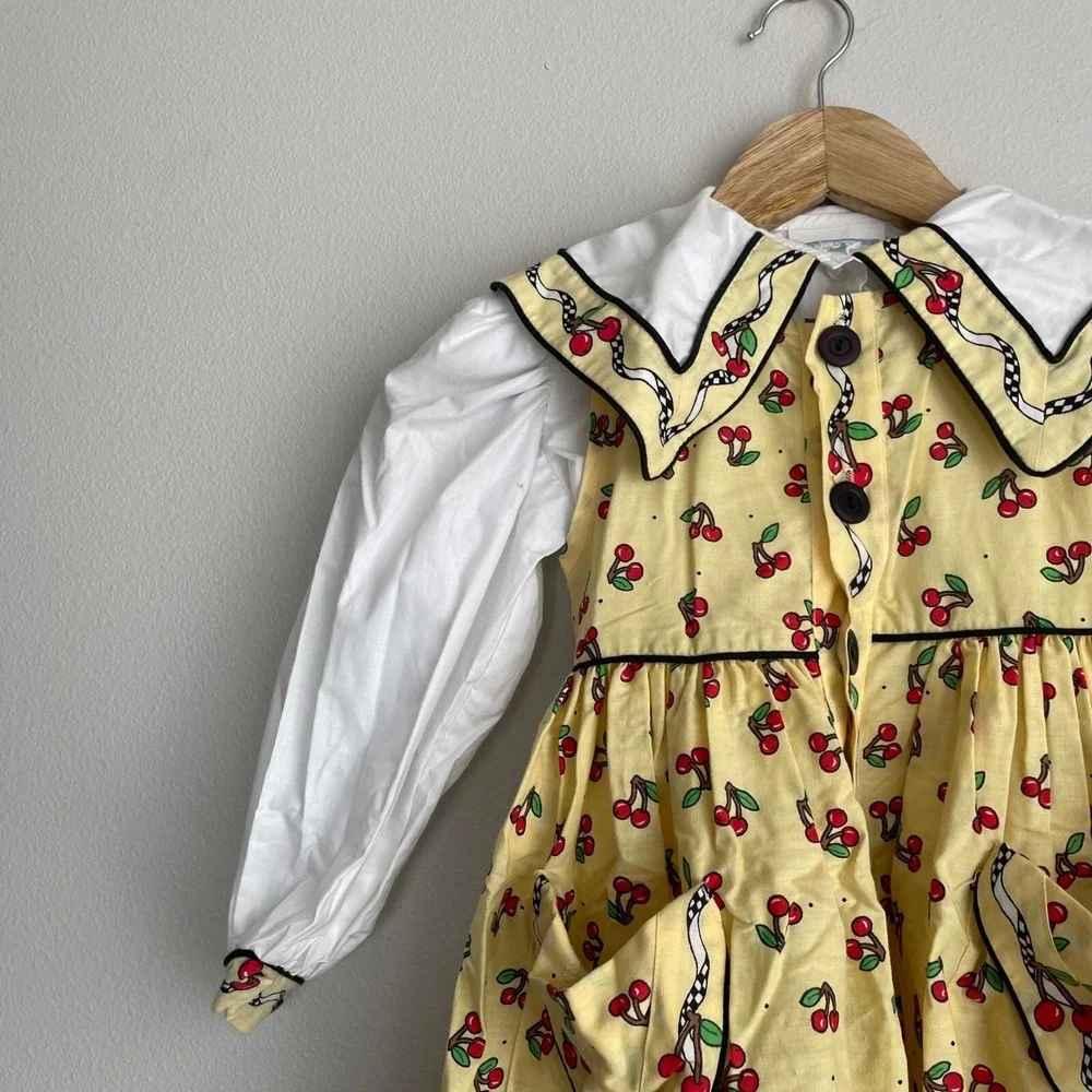 Vintage‎ Daisy Kingdom Yellow Cherry Print Button Front Dress